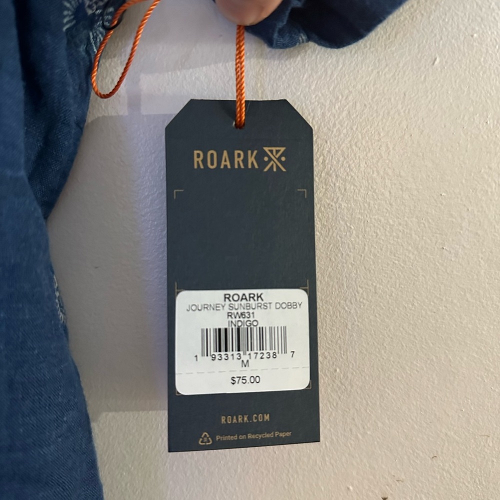 Men’s Roark button up in medium and indigo blue - Picture 3 of 5